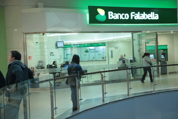 <p>Falabella: ventas de productos financieros vía web crecen 50% en el primer trimestre</p>