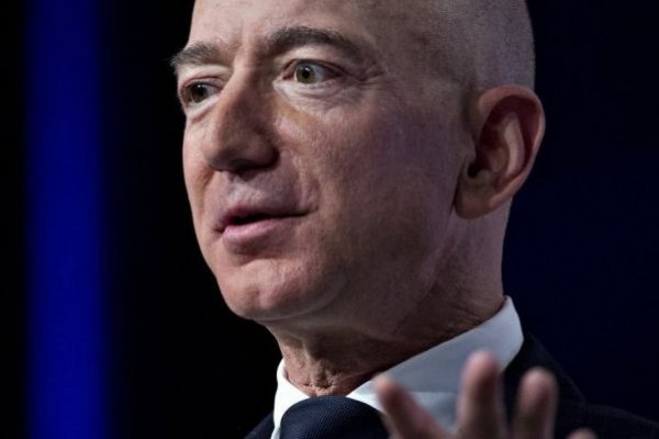 Jeff Bezos, socio fundador de Amazon.
