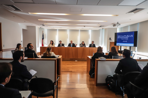 WOM arremete contra propuesta de límite de espectro de Subtel y exige límites fijos