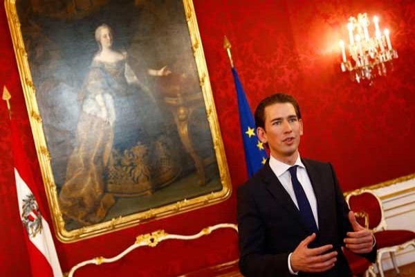 Kurtz pierde moción de censura y ya no es canciller de Austria