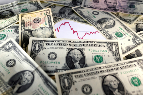 Los Estados crean dinero útil, pero abusan de ello
