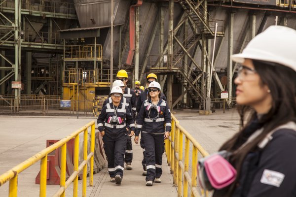 La participación laboral de las mujeres en la industria minera alcanza sólo un 8,1% en Chile.