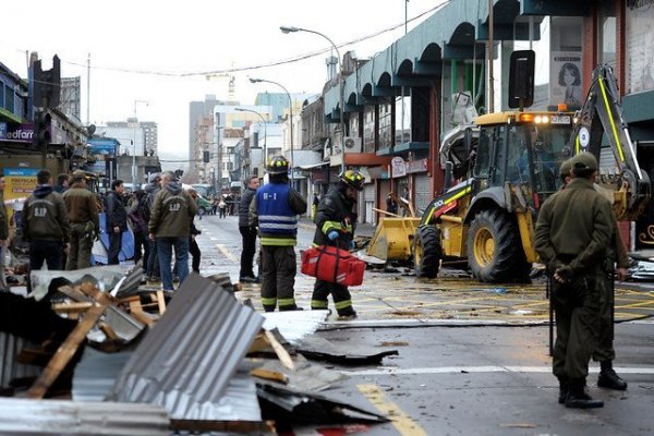 Piñera parte al sur para coordinar apoyo a los afectados por los tornados