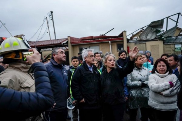 Piñera viaja mañana a Concepción a supervisar tareas de reconstrucción