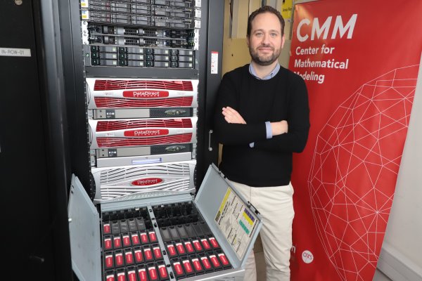 Ginés Guerrero, director ejecutivo del Laboratorio Nacional de Computación de Alto Rendimiento de la Universidad de Chile.