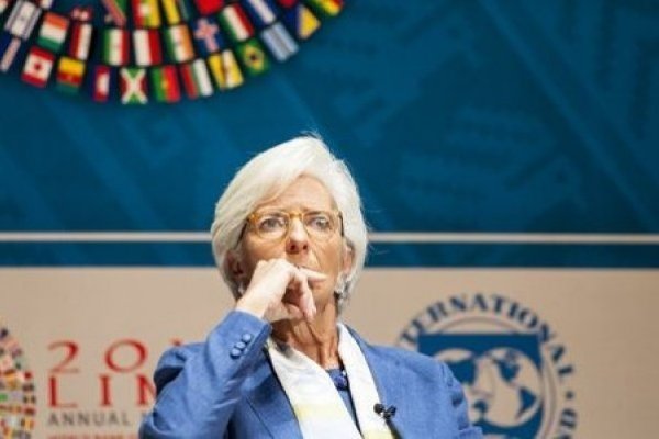 Pésima noticia para la economía mundial: FMI advierte que PIB global borraría US$ 455 mil millones por guerra comercial