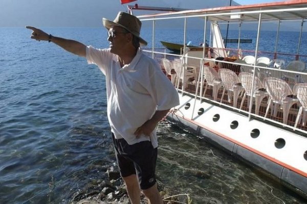 <p>Barros & Errázuriz representará a Piñera en juzgado de Pucón por casa en Caburgua</p>