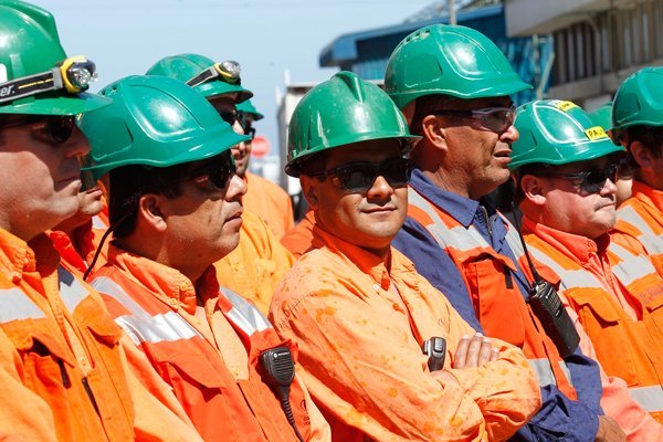 Trabajadores de Chuqui disconformes con oferta de Codelco, pero extienden mediación