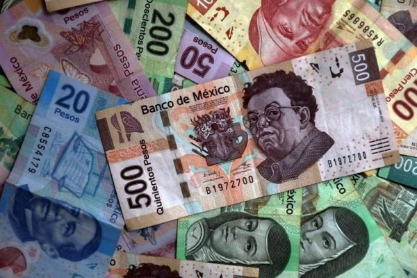 El peso mexicano se dispara al evitar los aranceles de EEUU
