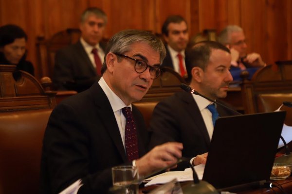 Marcel califica como una "recalibración" el movimiento de la tasa y habla de un débil desempeño económico