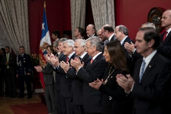 Análisis | Cambio de gabinete: mucho ruido y no tantas nueces