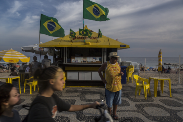 Actividad económica de Brasil se contrae por cuarta vez consecutiva y sigue al borde de la recesión