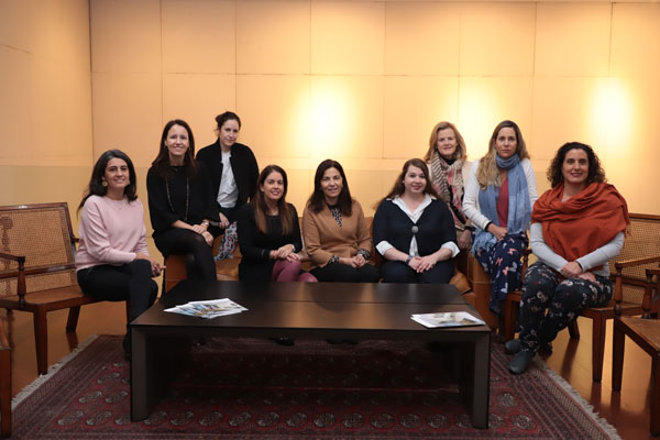 De izquierda a derecha: Maria Paz Ordóñez, Carolina Pérez Iñigo, Catalina Silberberg, Fernanda Hurtado, Marisol Said, Ramia El Agamy, Fanny Jaramillo, Constanza Silberberg y Pilar Zabala.