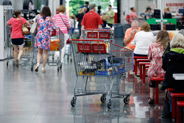La debilidad del consumo encendió las alarmas respecto del desempeño económico del resto del año. / Foto: Reuters