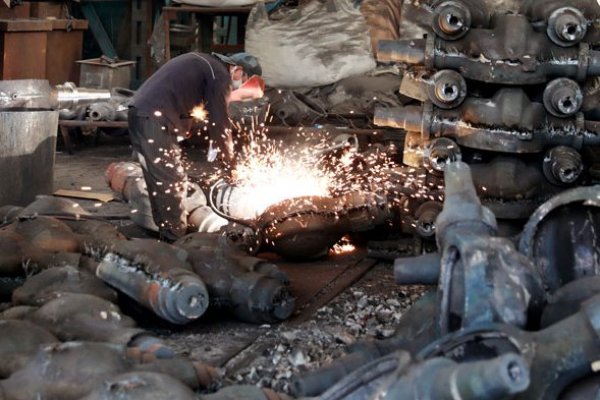 La mayoría de los fabricantes europeos, excepto Francia, registraron caídas de la producción. / Foto: Reuters