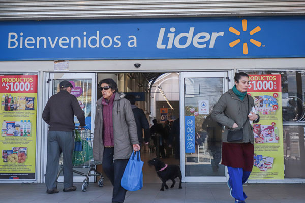 Walmart activa mediación de la DT para lograr acuerdo con sindicato de trabajadores