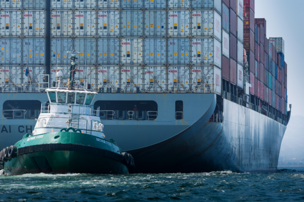 Déficit comercial de EEUU llega a máximo en cinco meses tras alza de importaciones