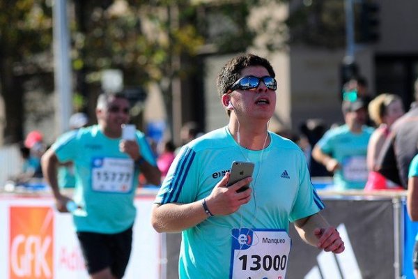 Adiós Adidas: Nike será el nuevo sponsor técnico de la Maratón de Santiago