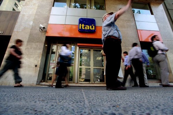 Itaú obtuvo el visto bueno del Banco Central de Chile para comprar las acciones de Helm en Colombia.