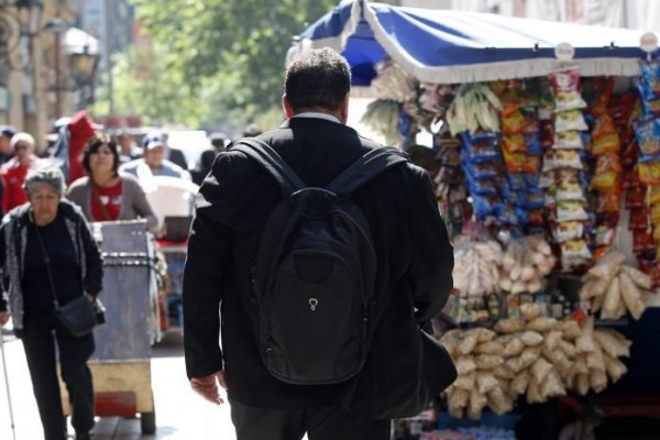 <p>Obesidad afecta a 3,9 millones de chilenos adultos</p>