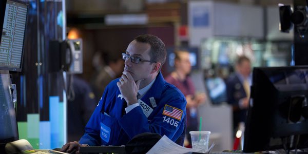 <p>Wall Street se salva de caídas globales y Falabella arrastra a la bolsa chilena</p>
