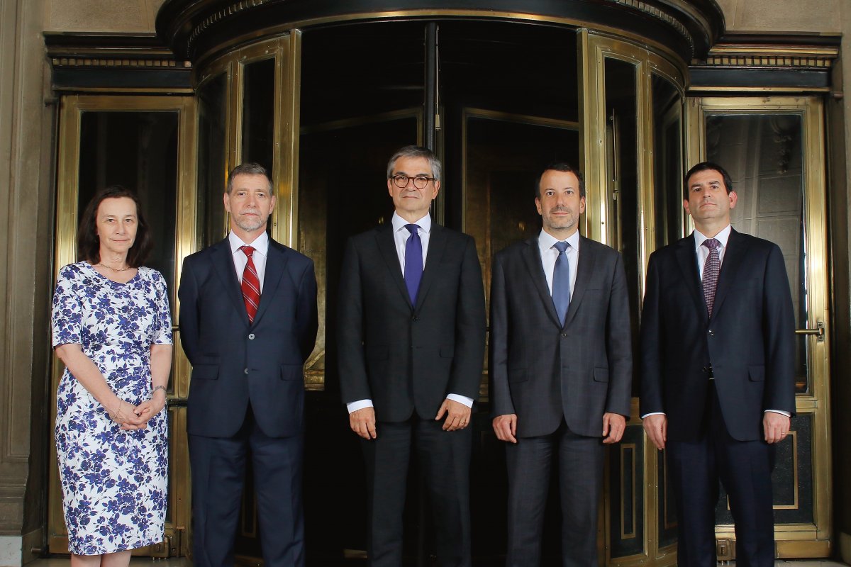 <p>Banco Central mantiene la tasa de interés pero consejero García votó para bajarla a 2,25%</p>