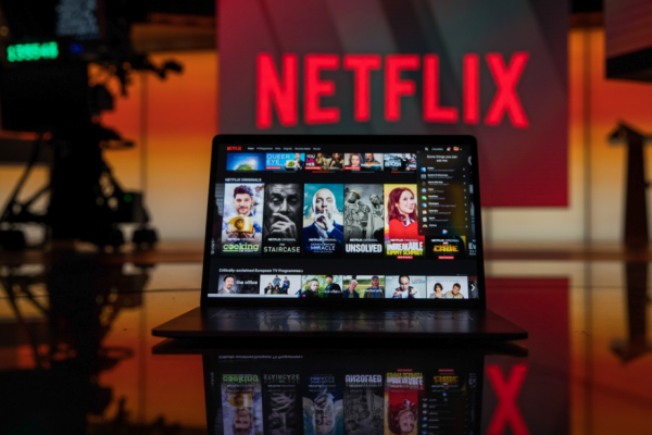 Netflix aterrizará en servicio "low cost" para móviles en los próximos meses