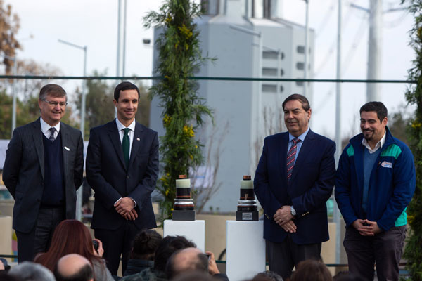 El gerente general de Transelec, Andrés Kuhlmann; el ministro de Energía, Juan Carlos Jobet; y el presidente del Coordinador Eléctrico, Juan Carlos Olmedo.