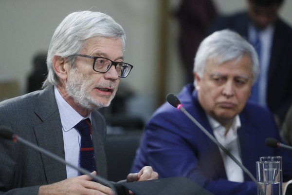 Fontaine en comisión investigadora de caso IPC: “El INE hizo lo correcto”