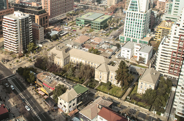 El emblemático edificio del barrio El Golf que podría ser monumento nacional