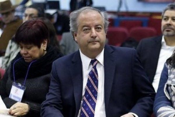 Monckeberg sobre migrantes: "No hay evidencia de que le quiten la pega al chileno"