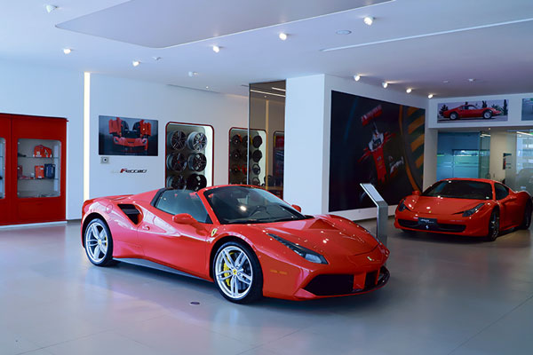Van ocho Ferrari vendidos en el año