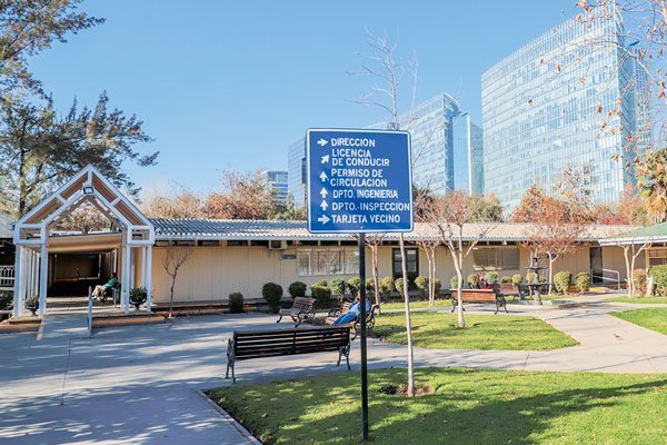 Las Condes regatea con Grupo Plaza para instalarse en mall de los Dominicos