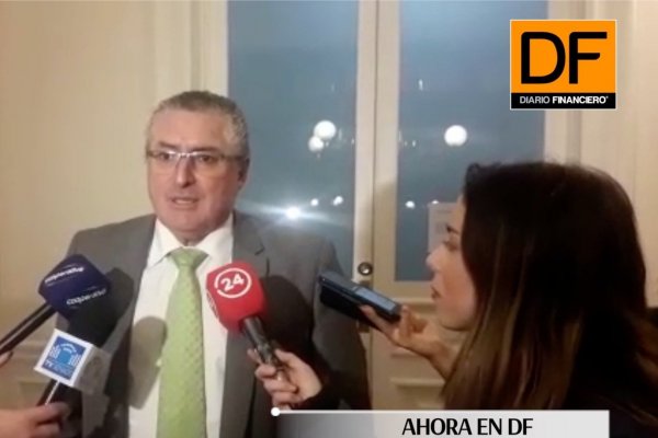 <p>Ahora en DF: Reabren debate por trasladar el Congreso de Valparaíso a Santiago</p>