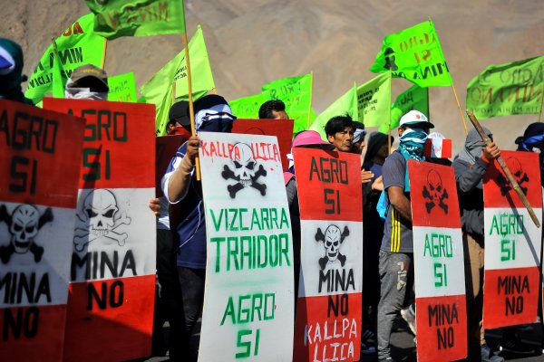 Gobierno peruano asegura que "no echará marcha atrás" con el proyecto minero Tía María