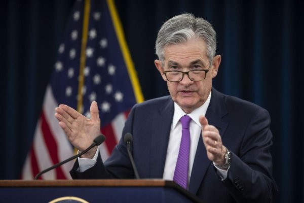 Los cuatro factores que Powell considera para anunciar un recorte de las tasas de la Fed