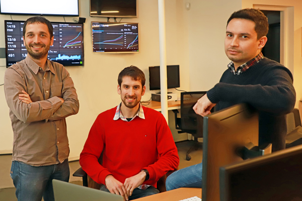 De izquierda a derecha, Agustín Feuerhake, Andrés Marinkovic y Omar Larré. / Foto: Rodolfo Jara