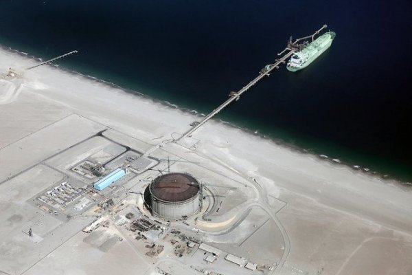 Codelco concreta venta de participación en terminal GNL Mejillones
