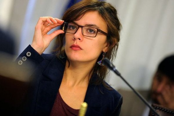 Vallejo cuestiona contrapropuesta de jornada laboral del gobierno: "La flexibilidad ¿para quién es? Digan la verdad"