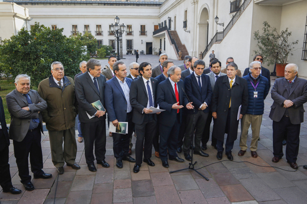 Gobierno ahora propone jornada de 41 horas para no perder protagonismo en el debate laboral