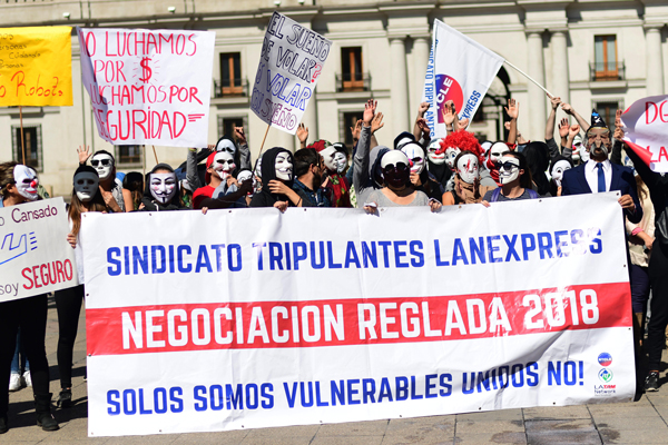 Tras fallo de la Corte de Apelaciones, se reabre conflicto entre trabajadores de Latam
