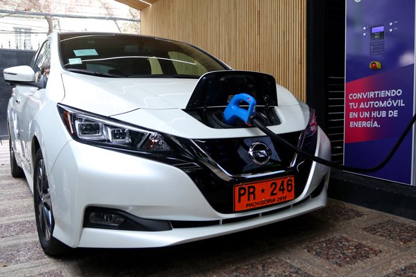 La fórmula para fomentar los autos eléctricos en Chile