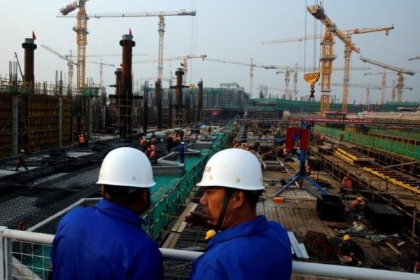 Producción industrial de China cae a nivel más bajo en 17 años
