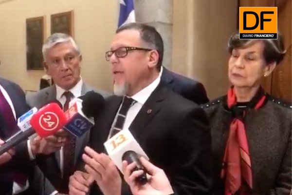 <p>Ahora en DF: Senador Lagos Weber pide que las empresas encuentren un sistema de evaluación ambiental</p>
