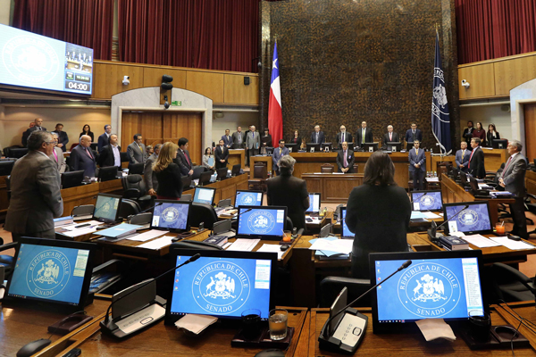 El Ejecutivo parece apelar a un compromiso amplio en el Senado. Entre otras razones, porque en ese escenario el tema tributario no volvería a abrirse de campaña en campaña y con cada nueva administración.