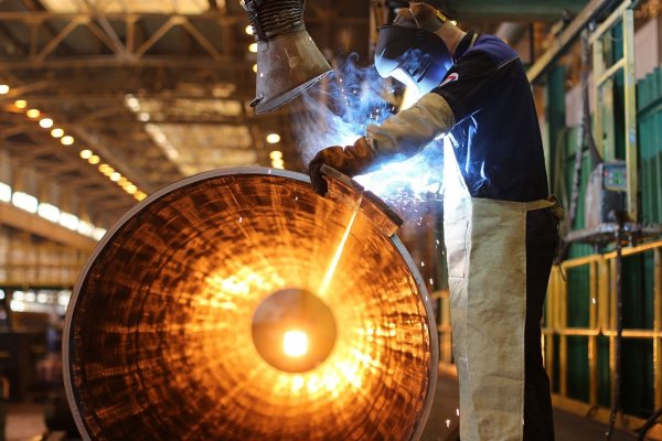 Pedidos de bienes de capital suben en EEUU, pero los envíos bajan