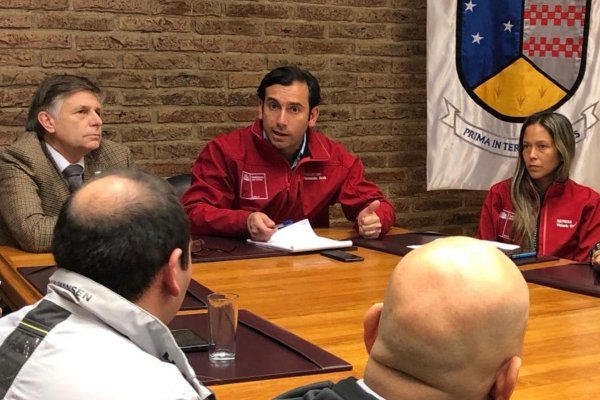 Gobierno acuerda con sindicato de Mina Invierno plan de capacitación e intermediación laboral