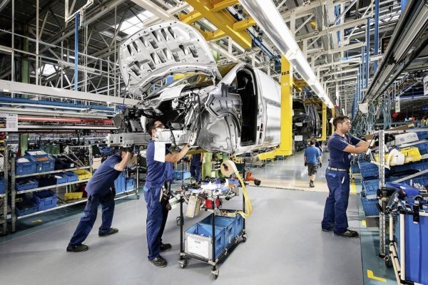 Alemania se contrae en el segundo trimestre y queda al borde de la recesión