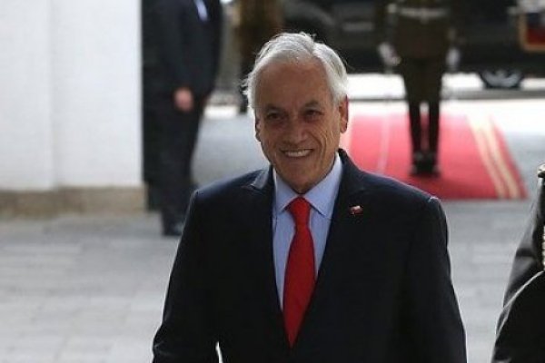 Presidente Piñera tendrá reposo de 24 horas por alergia en sus ojos