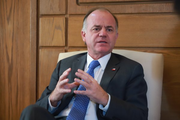 Chile Week China: ministro Walker y su par chino firman preacuerdo que facilita exportación de cítricos a esa nación